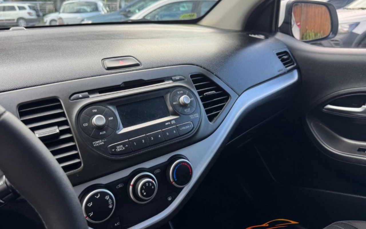 imagem-https://www.socarrao.com.br/sc-vehicle-images-prod/3623115/1788466869322-MTEuanBlZw.jpeg