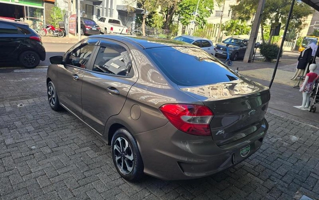 imagem-https://www.socarrao.com.br/sc-vehicle-images-prod/3623124/1788466901439-8388876_5_B_122c6b94c2.jpeg