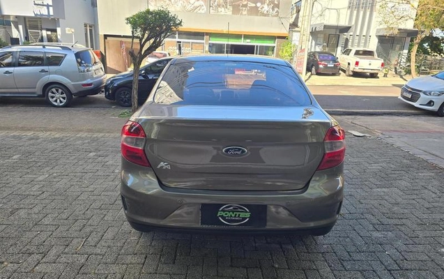 imagem-https://www.socarrao.com.br/sc-vehicle-images-prod/3623124/1788466901440-8388876_6_B_82029ed8f8.jpeg