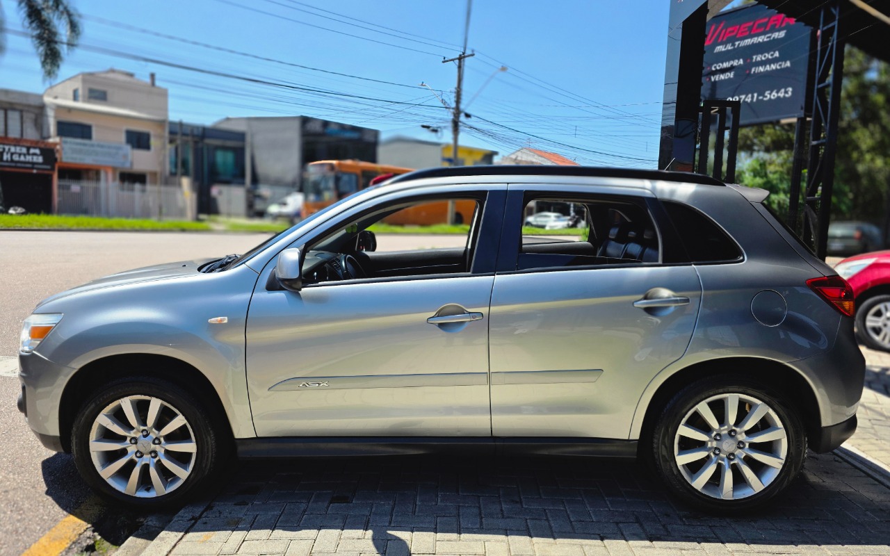 imagem-https://www.socarrao.com.br/sc-vehicle-images-prod/3623192/1790349486093-MjAyNjA5MjVfMTEyODExLmpwZw.jpg