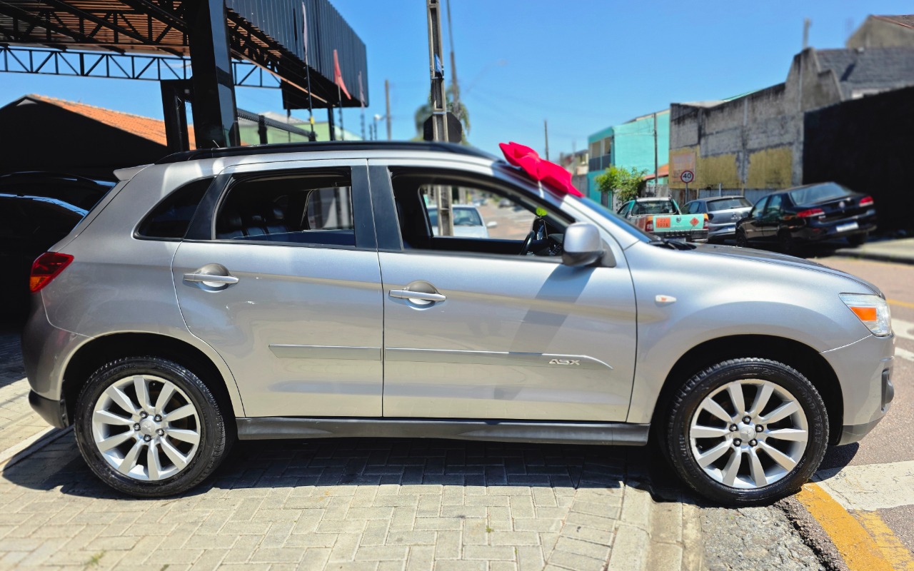 imagem-https://www.socarrao.com.br/sc-vehicle-images-prod/3623192/1790349486406-MjAyNjA5MjVfMTEyODQzLmpwZw.jpg