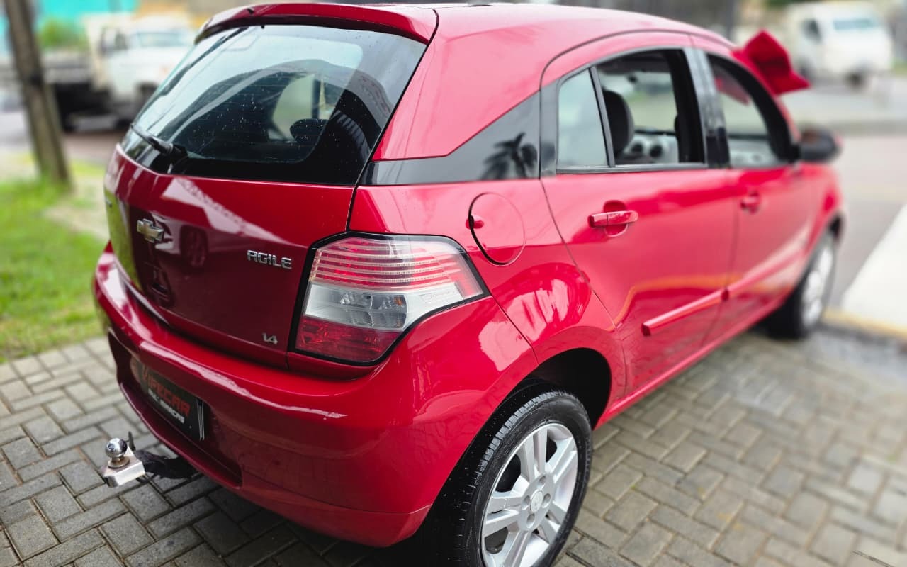 imagem-https://www.socarrao.com.br/sc-vehicle-images-prod/3623298/1789062785579-V2hhdHNBcHAgSW1hZ2UgMjAyNi0wOS0xMCBhdCAxNC4yNS4yNyAoMSkuanBlZw.jpeg