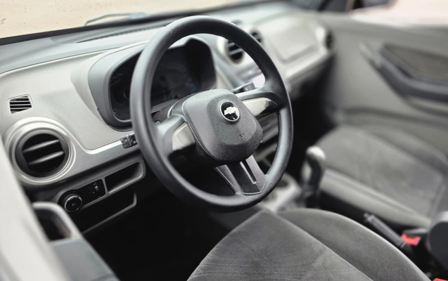 imagem-https://www.socarrao.com.br/sc-vehicle-images-prod/3623298/1789062785871-V2hhdHNBcHAgSW1hZ2UgMjAyNi0wOS0xMCBhdCAxNC4yNS4yOS5qcGVn.jpeg