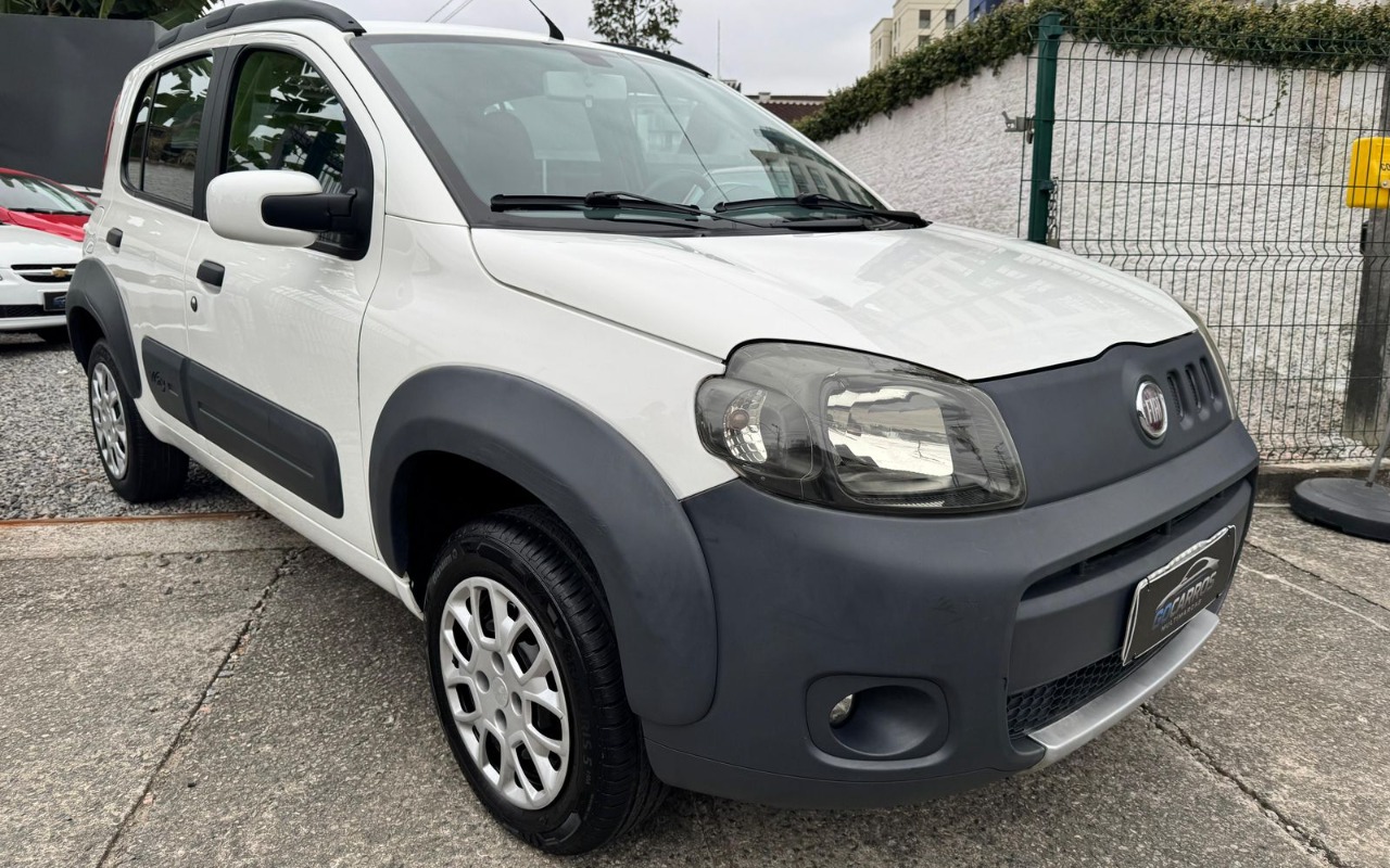 imagem-https://www.socarrao.com.br/sc-vehicle-images-prod/3623301/1788467369052-V2hhdHNBcHAgSW1hZ2UgMjAyNi0wOC0yNyBhdCAxNi4zMC4yOSAoMykuanBlZw.jpeg