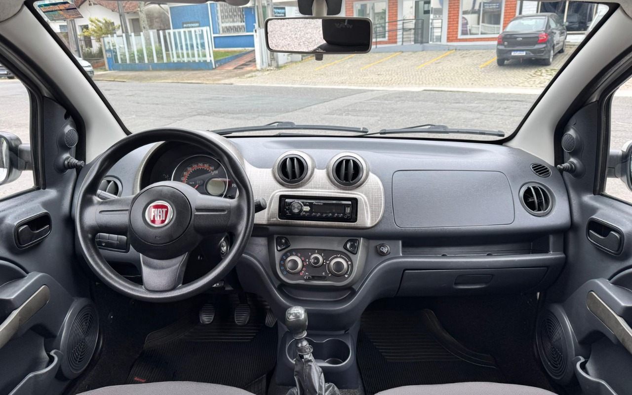 imagem-https://www.socarrao.com.br/sc-vehicle-images-prod/3623301/1788467369326-V2hhdHNBcHAgSW1hZ2UgMjAyNi0wOC0yNyBhdCAxNi4zMC4zMS5qcGVn.jpeg