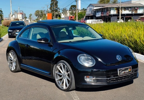 Volkswagen Fusca 2.0 TSI 16V Aut. 2013 Preto — foto 1 de 3