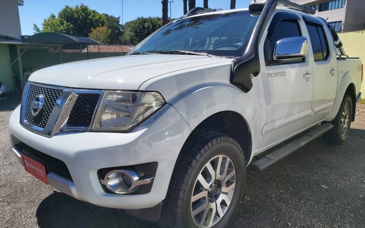 imagem-https://www.socarrao.com.br/sc-vehicle-images-prod/3623348/1788467562386-V2hhdHNBcHAgSW1hZ2UgMjAyNi0wOS0wMyBhdCAxMi4zNS4zOSAoMykuanBlZw.jpeg