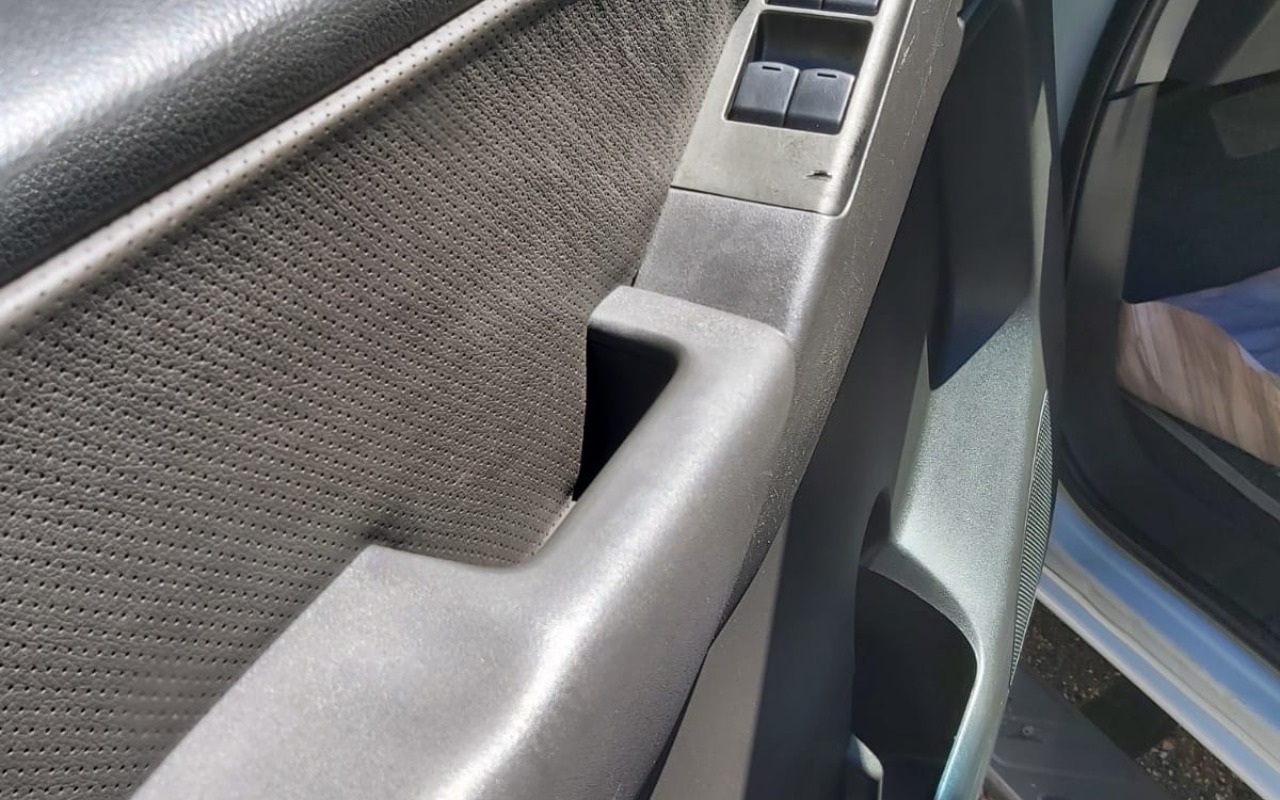 imagem-https://www.socarrao.com.br/sc-vehicle-images-prod/3623348/1788467564144-V2hhdHNBcHAgSW1hZ2UgMjAyNi0wOS0wMyBhdCAxMi4zNS40MCAoNykuanBlZw.jpeg