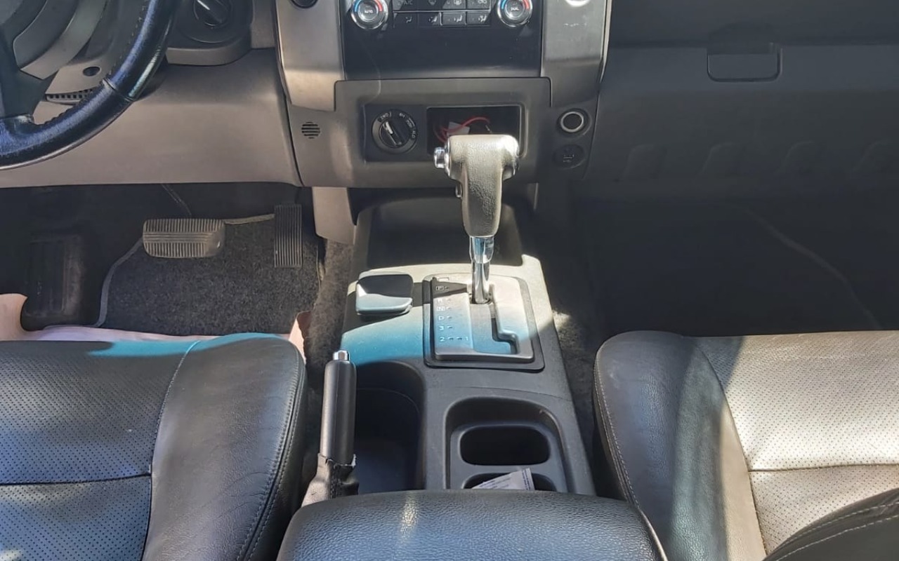 imagem-https://www.socarrao.com.br/sc-vehicle-images-prod/3623348/1788467564987-V2hhdHNBcHAgSW1hZ2UgMjAyNi0wOS0wMyBhdCAxMi4zNS40MCAoMTIpLmpwZWc.jpeg