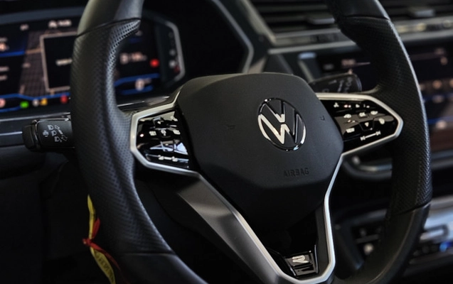 imagem-https://www.socarrao.com.br/sc-vehicle-images-prod/3623391/1788467662850-EhnCgNYIi6jPzvHMlx8ZWoEA8nSRrsvb.jpg
