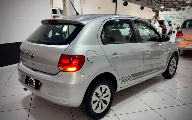 imagem-https://www.socarrao.com.br/sc-vehicle-images-prod/3623526/1789472707416-8403479_1_B_316bf338a1.jpeg