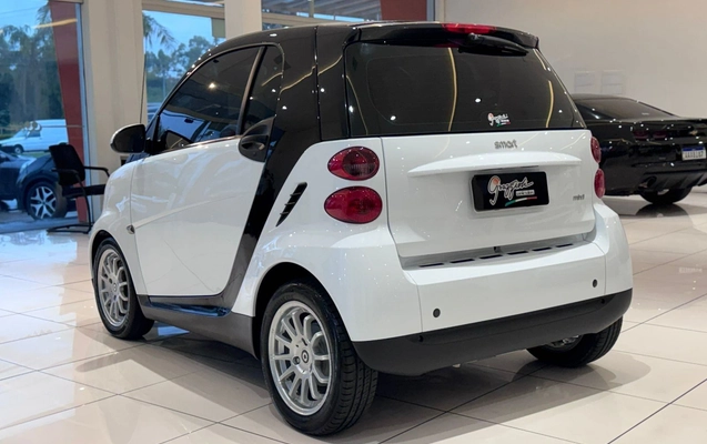 imagem-https://www.socarrao.com.br/sc-vehicle-images-prod/3623559/1789577194046-4eced0b458db4c51ba5bf58730f54fea_1788467863097.jpg