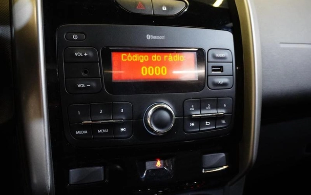 imagem-https://www.socarrao.com.br/sc-vehicle-images-prod/3623621/1789162018034-7733252_11_B_a416a8d604.jpeg