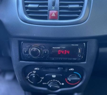 imagem-https://www.socarrao.com.br/sc-vehicle-images-prod/3623645/1788468066543-8311355_9_B_97b9eb6b0a.jpeg