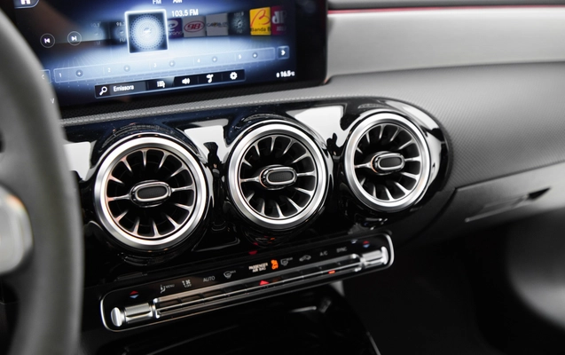 imagem-https://www.socarrao.com.br/sc-vehicle-images-prod/3623685/1788536514261-19ed5a20-7cae-4408-b6c3-93e7d7074136.jpg
