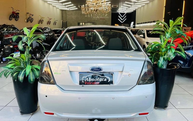 imagem-https://www.socarrao.com.br/sc-vehicle-images-prod/3623686/1790093354892-8217237_2_B_9757b5a7e6.jpeg