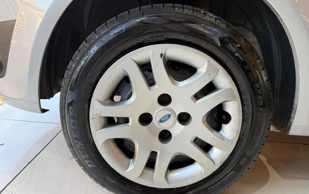 imagem-https://www.socarrao.com.br/sc-vehicle-images-prod/3623686/1790093354901-8217237_8_B_96fb8e4f3b.jpeg