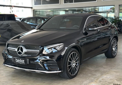 Mercedes-Benz GLC-250 2018 Preto — foto 1 de 3