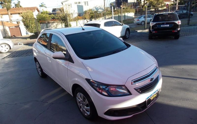 imagem-https://www.socarrao.com.br/sc-vehicle-images-prod/3623798/1788468692722-8408751_5_B_6b7ab04d50.jpeg