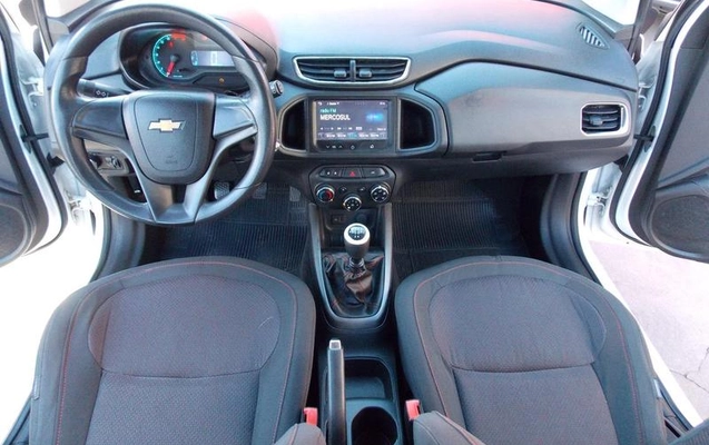 imagem-https://www.socarrao.com.br/sc-vehicle-images-prod/3623798/1788468692727-8408751_15_B_2bfdd22564.jpeg