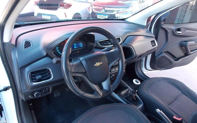 imagem-https://www.socarrao.com.br/sc-vehicle-images-prod/3623798/1788468692729-8408751_7_B_70b7de4b3a.jpeg