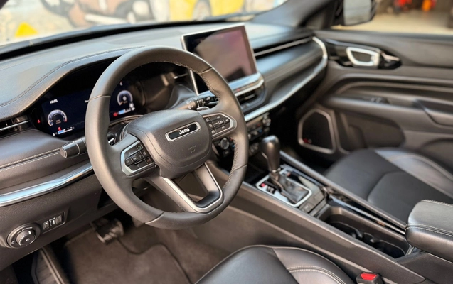 imagem-https://www.socarrao.com.br/sc-vehicle-images-prod/3623911/1788469173629-21b7dc6f759c4c1791446ec3d4b67080_1781811271497.jpg