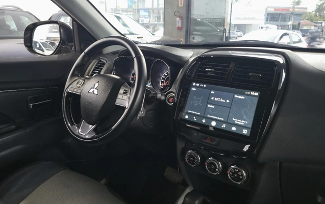 imagem-https://www.socarrao.com.br/sc-vehicle-images-prod/3623971/1788469018708-3bb5ec7fd5c7412e8f4807bc45e4dd38_1784753978232.jpg