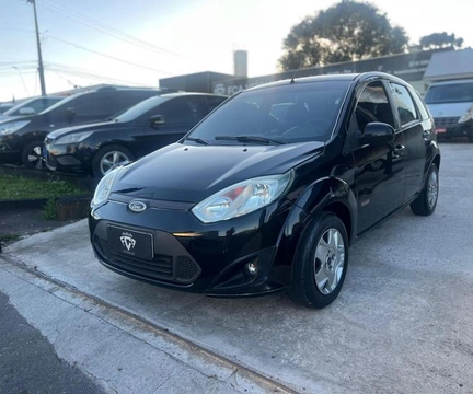 Ford Fiesta 2013 Preto — foto 1 de 3