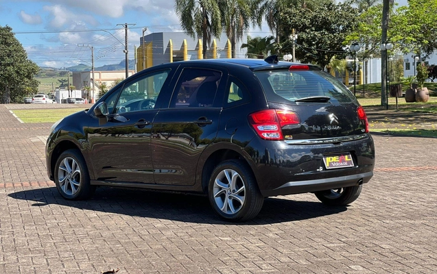 imagem-https://www.socarrao.com.br/sc-vehicle-images-prod/3624037/1788469198438-f5a7fcf3047647469005dada17ebb86b_1788469131665.jpg