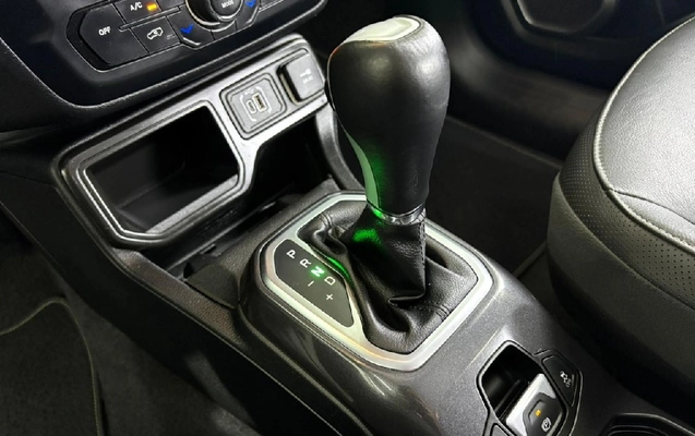 imagem-https://www.socarrao.com.br/sc-vehicle-images-prod/3624045/1788469245586-b1652b48-bec6-4f7a-6b95-1dd0b30cff2d-whatsappimage2026-09-03at170000jpeg.jpg