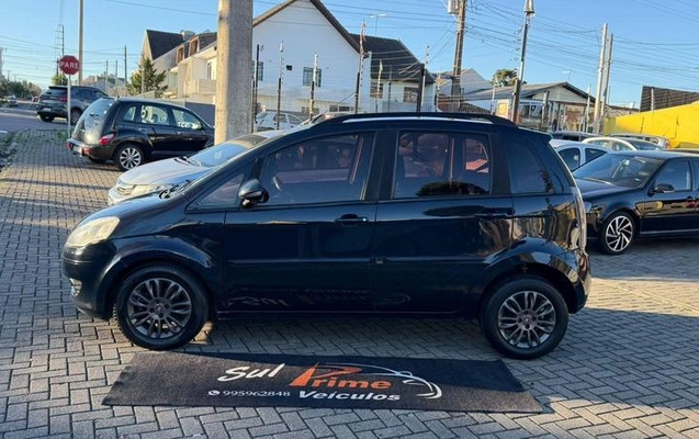 imagem-https://www.socarrao.com.br/sc-vehicle-images-prod/3624279/1788469947489-8226497_11_B_890af6ce99.jpeg