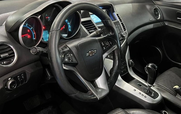 imagem-https://www.socarrao.com.br/sc-vehicle-images-prod/3624690/1789593131332-8244071_6_B_c33bdc0ae0.jpeg