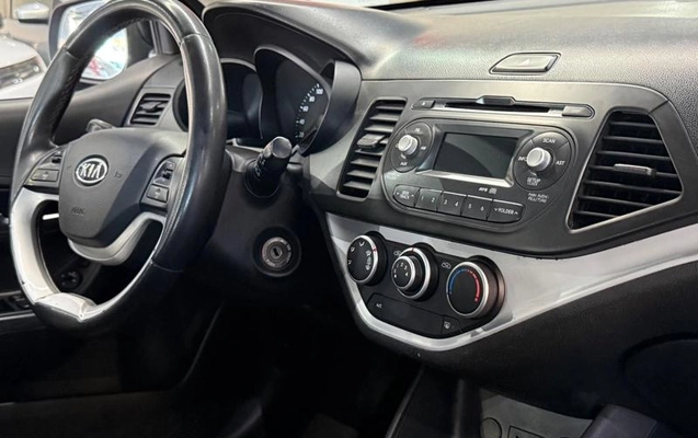 imagem-https://www.socarrao.com.br/sc-vehicle-images-prod/3624832/1789593712144-8216782_7_B_5c26d4276f.jpeg