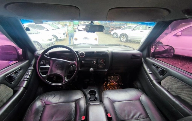 imagem-https://www.socarrao.com.br/sc-vehicle-images-prod/3624991/1788795446388-SU1HXzIwMjYwOTA0XzE1NDgxMiAoQ29weSkuanBn.jpg