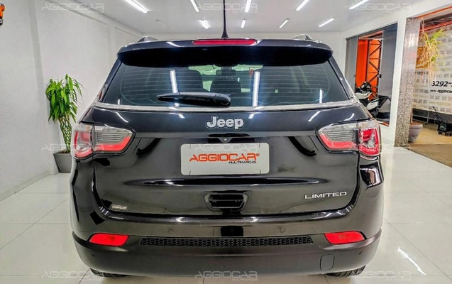 imagem-https://www.socarrao.com.br/sc-vehicle-images-prod/3625019/1788974757983-6628486_5_B_8826b7ed3d.jpeg