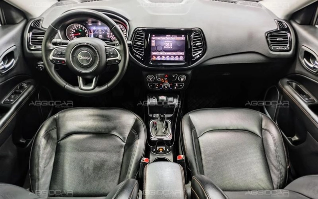 imagem-https://www.socarrao.com.br/sc-vehicle-images-prod/3625019/1788974757985-6628486_17_B_985a12e4b4.jpeg