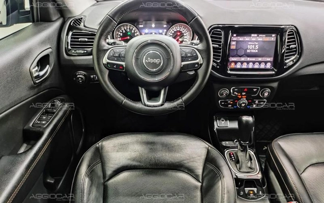 imagem-https://www.socarrao.com.br/sc-vehicle-images-prod/3625019/1788974757987-6628486_17_B_99fd279e3b.jpeg