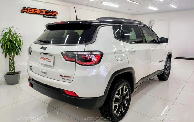 imagem-https://www.socarrao.com.br/sc-vehicle-images-prod/3625021/1788974747013-6638554_2_B_e4421ddae9.jpeg