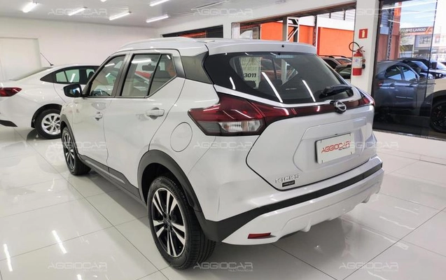 imagem-https://www.socarrao.com.br/sc-vehicle-images-prod/3625027/1788974759944-7772716_19_B_515f5134a7.jpeg