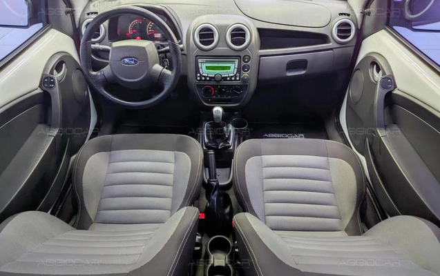 imagem-https://www.socarrao.com.br/sc-vehicle-images-prod/3625058/1788974832552-8173979_9_B_c9deb0c431.jpeg