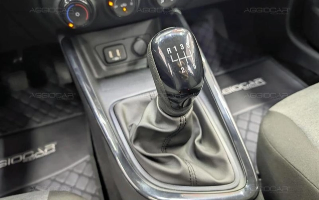imagem-https://www.socarrao.com.br/sc-vehicle-images-prod/3625062/1788974797170-8244867_18_B_c5581819eb.jpeg