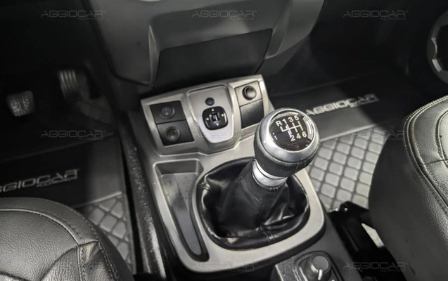 imagem-https://www.socarrao.com.br/sc-vehicle-images-prod/3625071/1788974921159-8327865_5_B_33a0374aae.jpeg