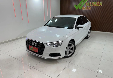 Audi A3 2019 Branco — foto 1 de 3
