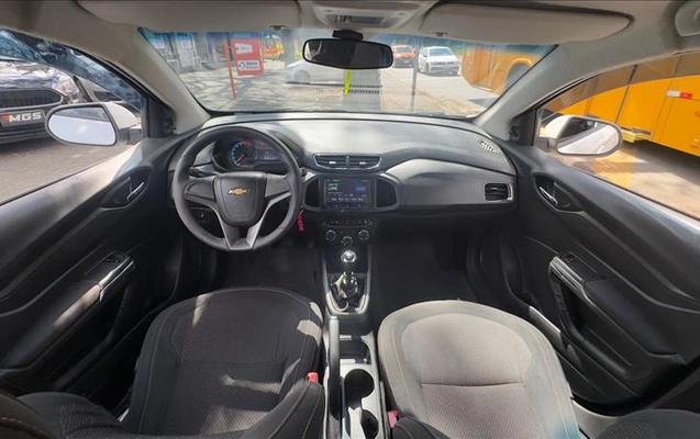 imagem-https://www.socarrao.com.br/sc-vehicle-images-prod/3626021/1788474618630-APW-0G01_07.jpg