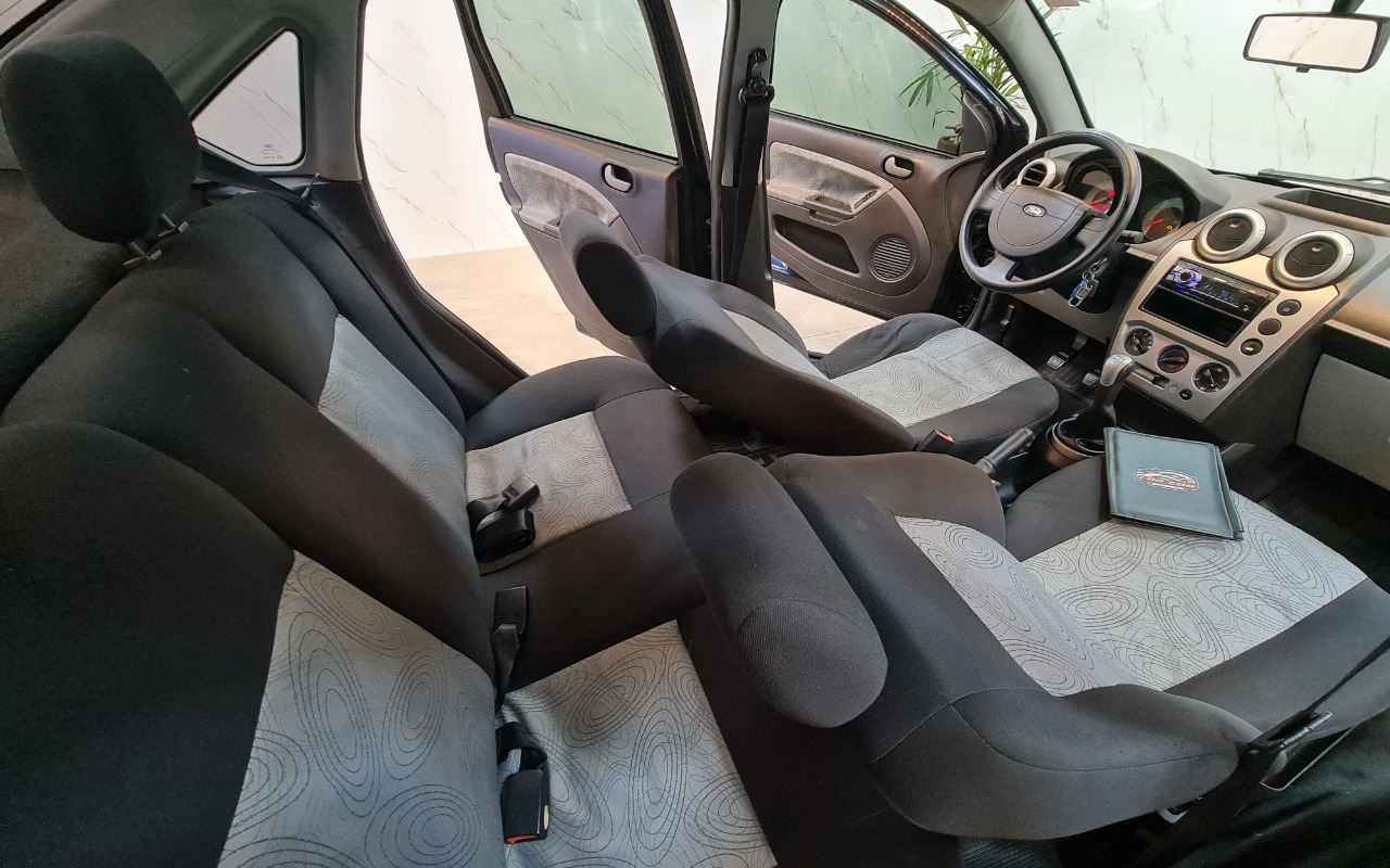 imagem-https://www.socarrao.com.br/sc-vehicle-images-prod/3629817/1788487006683-MjAyNjA5MDNfMTc0MTUxLmpwZw.jpg