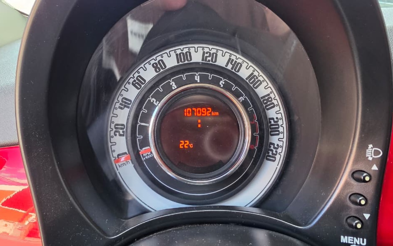 imagem-https://www.socarrao.com.br/sc-vehicle-images-prod/3631596/1788493138421-V2hhdHNBcHAgSW1hZ2UgMjAyNi0wOS0wMiBhdCAxNi4xNC41My5qcGVn.jpeg