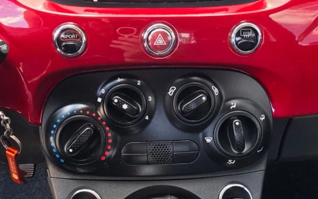 imagem-https://www.socarrao.com.br/sc-vehicle-images-prod/3631596/1788493138637-V2hhdHNBcHAgSW1hZ2UgMjAyNi0wOS0wMiBhdCAxNi4xNC41NC5qcGVn.jpeg