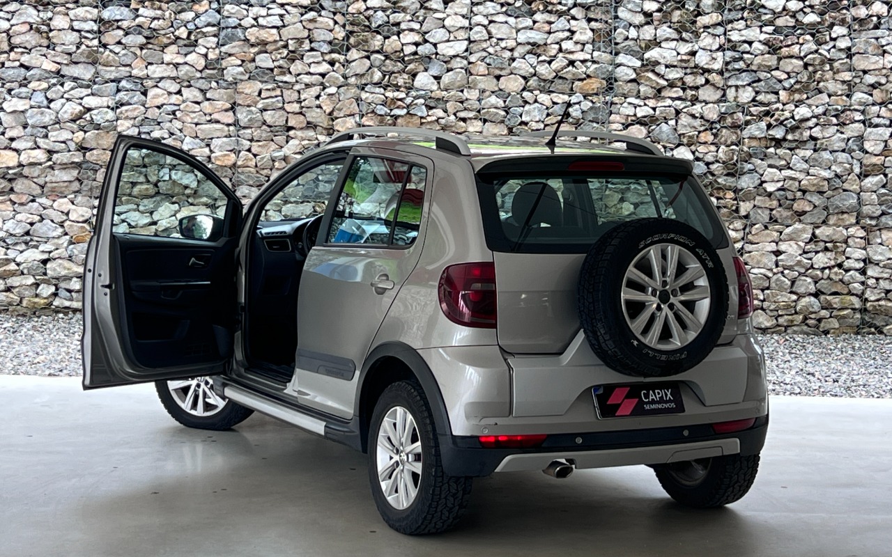 imagem-https://www.socarrao.com.br/sc-vehicle-images-prod/3637889/1788515736077-SU1HXzE4MTQuSlBH.JPG