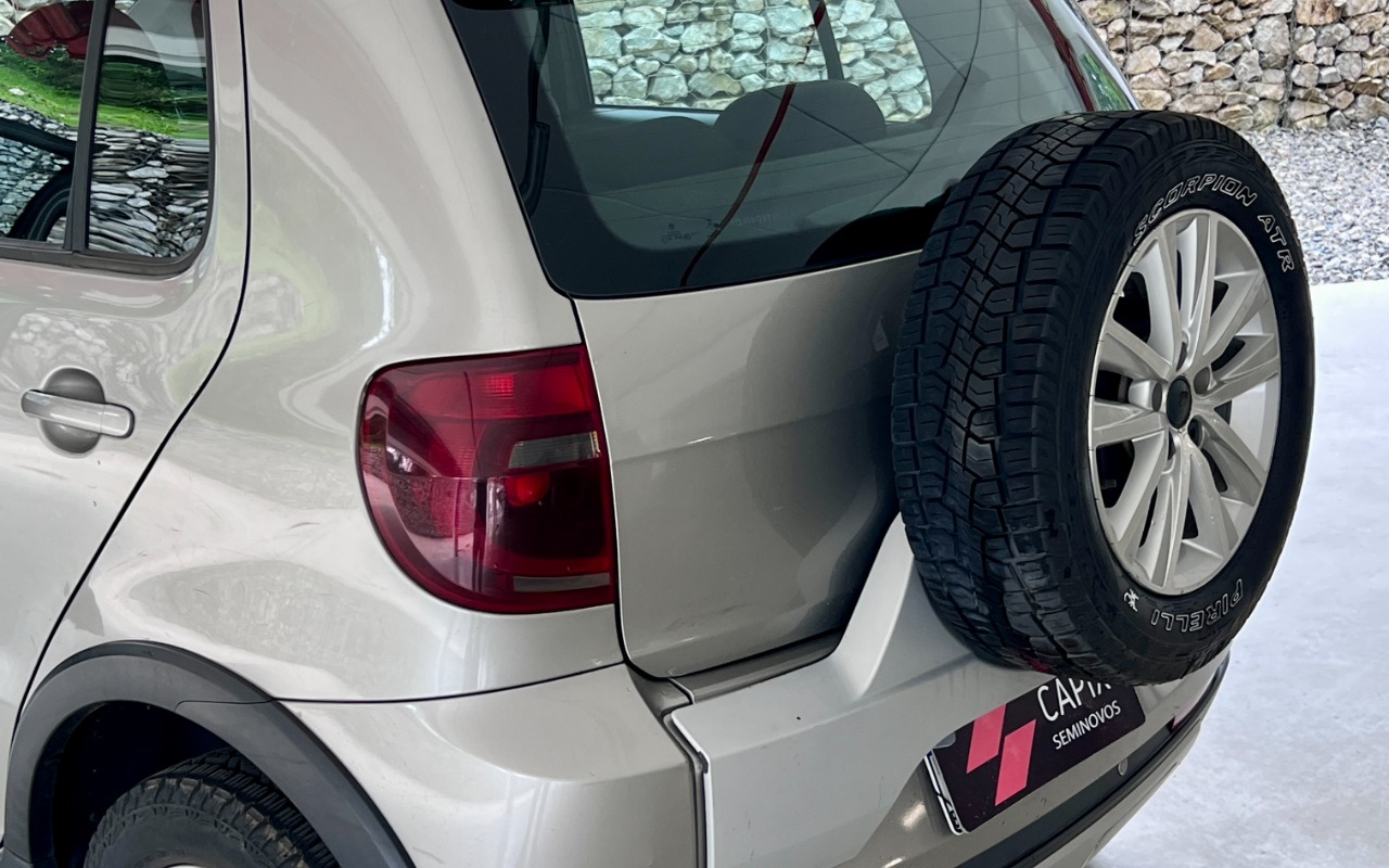 imagem-https://www.socarrao.com.br/sc-vehicle-images-prod/3637889/1788515736353-SU1HXzE4MTcuanBn.jpg