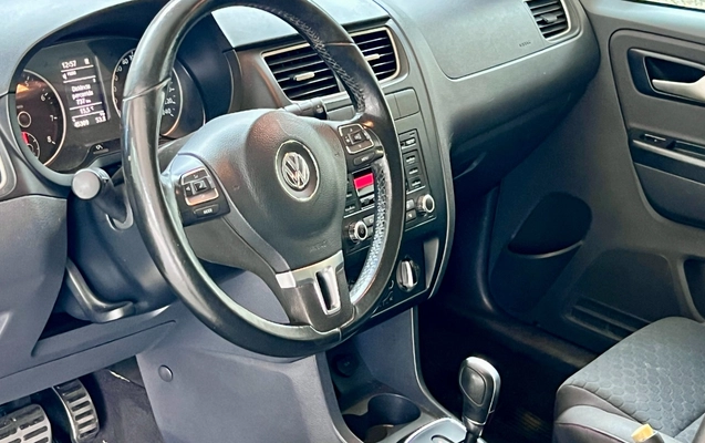 imagem-https://www.socarrao.com.br/sc-vehicle-images-prod/3637889/1788515736594-SU1HXzE4MjEuanBn.jpg